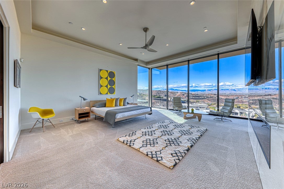 677 Overlook Rim Drive