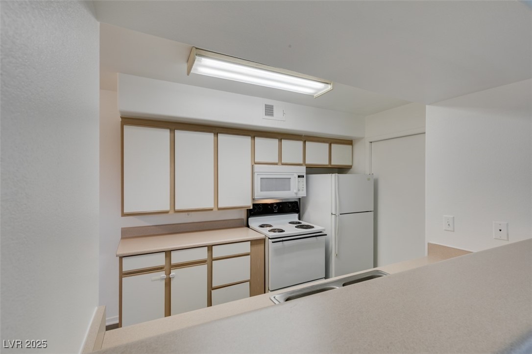 2300 E Silverado Ranch Boulevard #1070, Las Vegas, Nevada image 26
