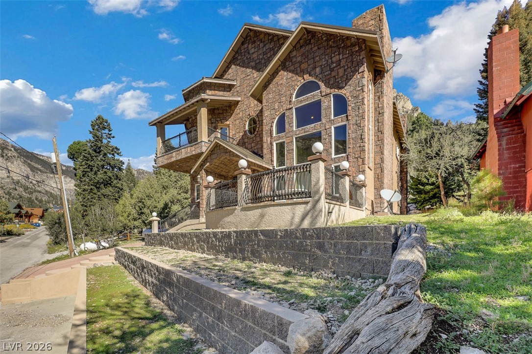 264 Crestview Drive