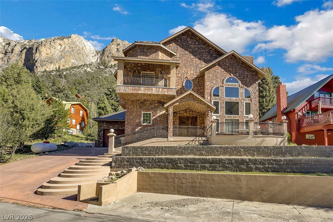 264 Crestview Drive
