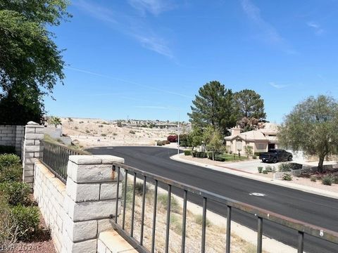 Single Family Residence in Laughlin NV 3150 Cottonwood Drive 27.jpg