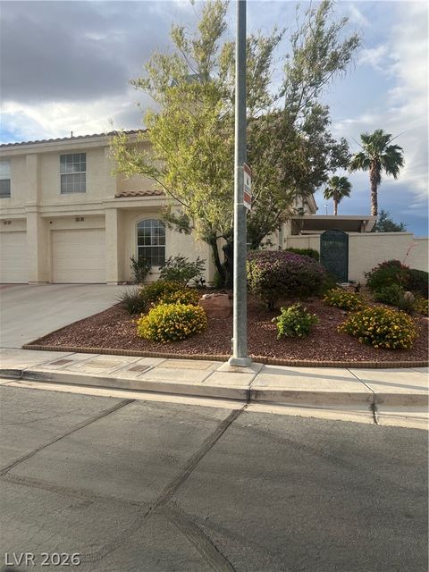 Property photo of 8012 Lisa Dawn Avenue, Las Vegas, NV 89147