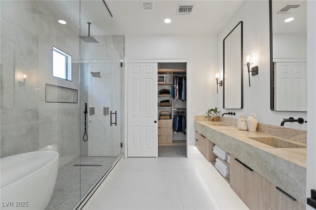 Henderson, Nevada 89052, United States, 6 Bedrooms Bedrooms, ,5 BathroomsBathrooms,Residential,Active,185277