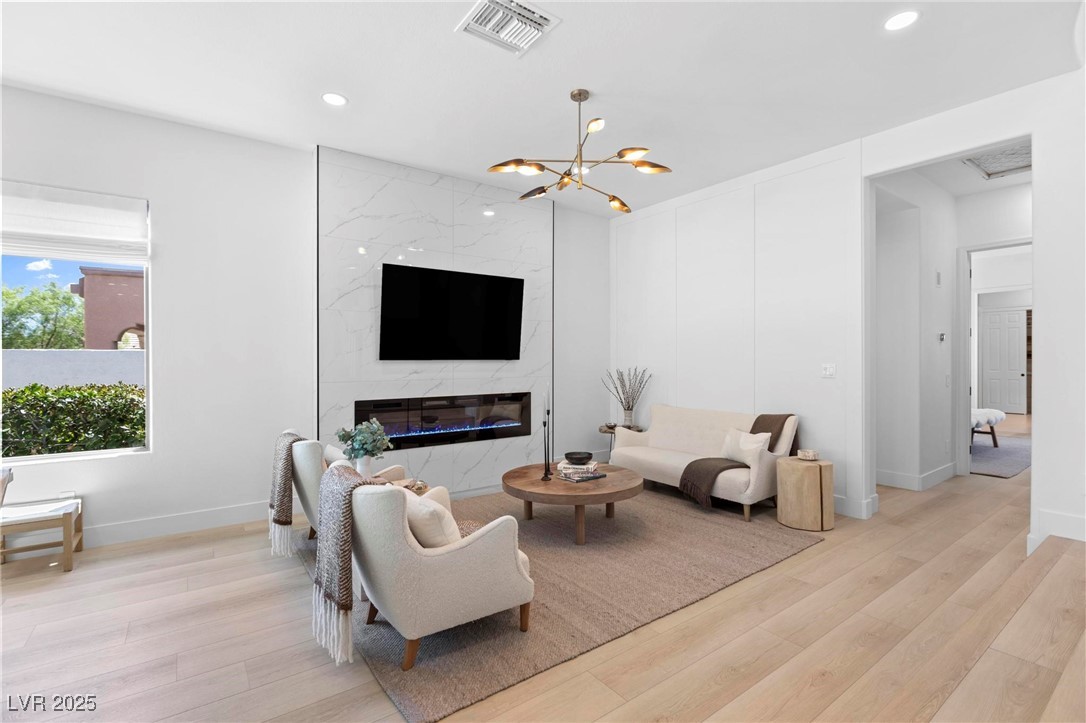 Henderson, Nevada 89052, United States, 6 Bedrooms Bedrooms, ,5 BathroomsBathrooms,Residential,Active,185277