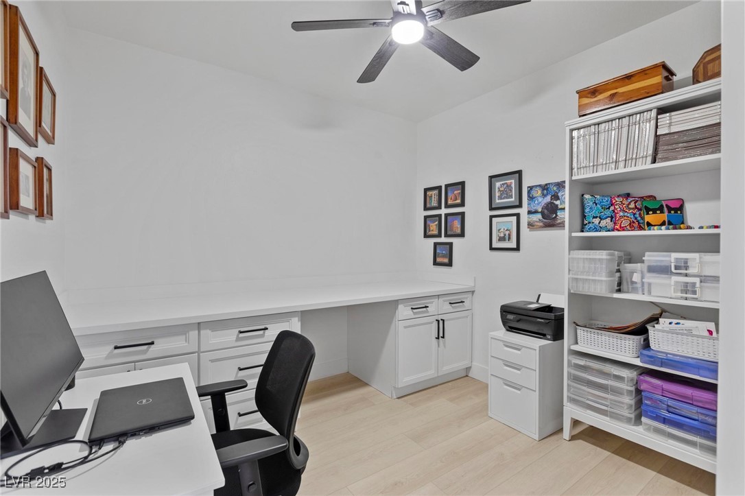 Henderson, Nevada 89052, United States, 6 Bedrooms Bedrooms, ,5 BathroomsBathrooms,Residential,Active,185277