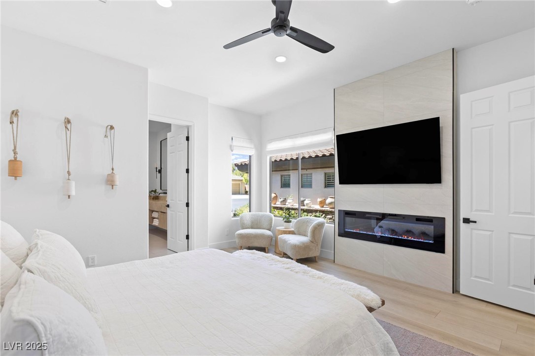 Henderson, Nevada 89052, United States, 6 Bedrooms Bedrooms, ,5 BathroomsBathrooms,Residential,Active,185277