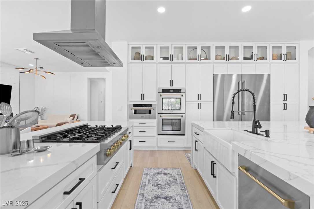 Henderson, Nevada 89052, United States, 6 Bedrooms Bedrooms, ,5 BathroomsBathrooms,Residential,Active,185277