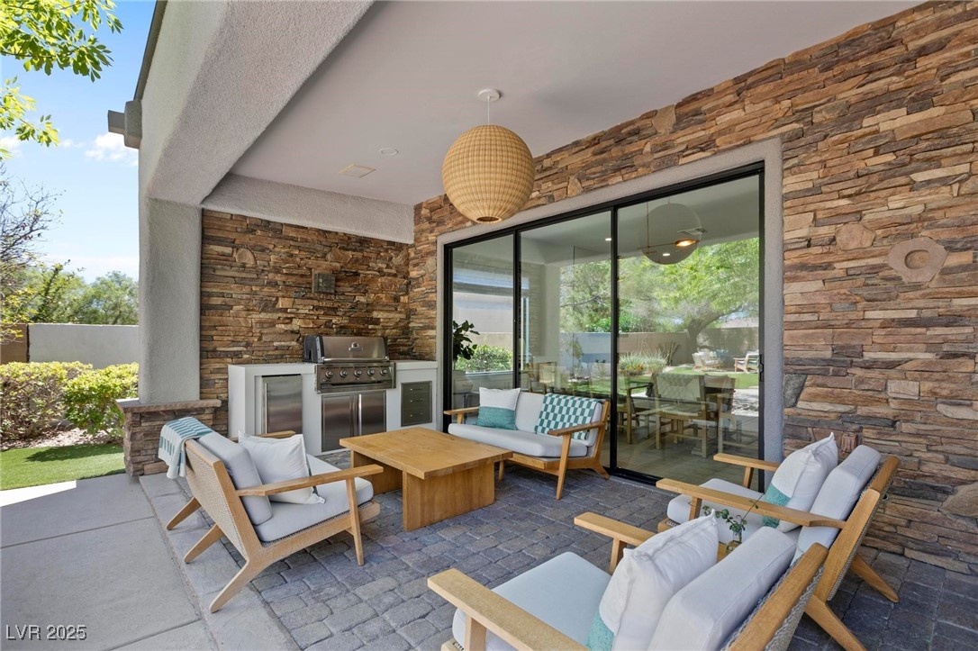 Henderson, Nevada 89052, United States, 6 Bedrooms Bedrooms, ,5 BathroomsBathrooms,Residential,Active,185277