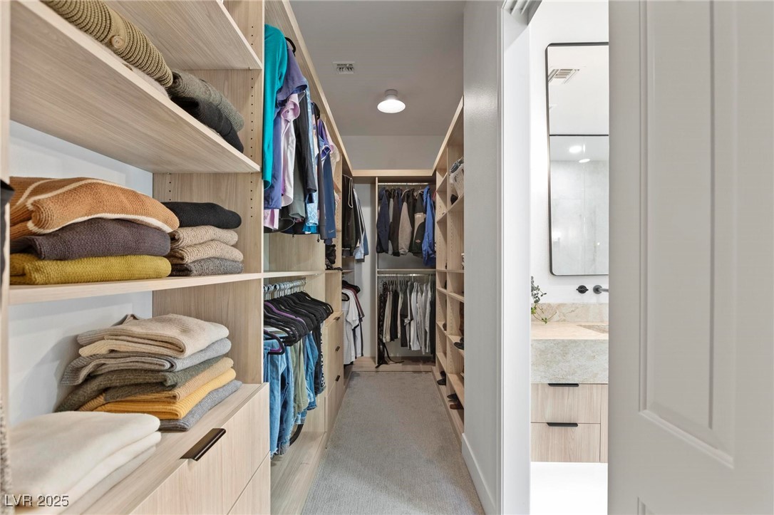 Henderson, Nevada 89052, United States, 6 Bedrooms Bedrooms, ,5 BathroomsBathrooms,Residential,Active,185277