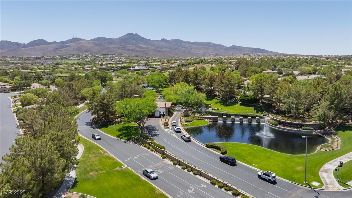 Henderson, Nevada 89052, United States, 6 Bedrooms Bedrooms, ,5 BathroomsBathrooms,Residential,Active,185277