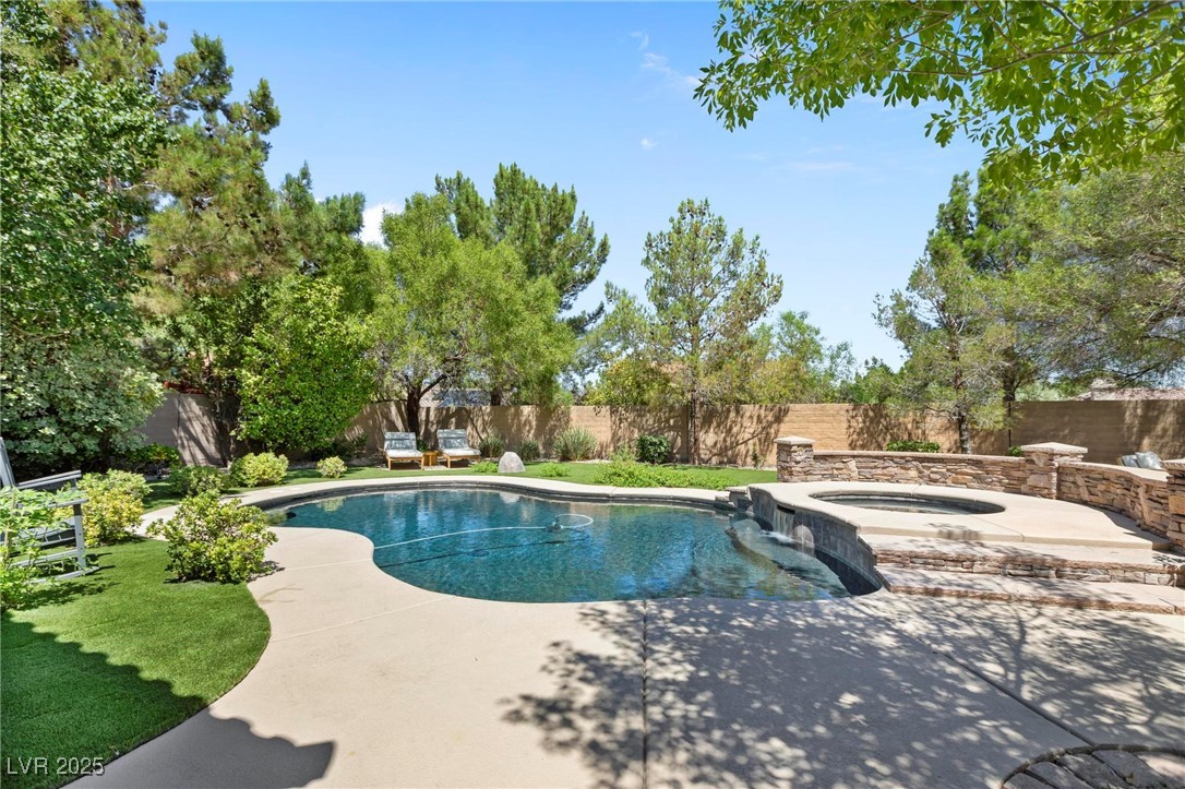 Henderson, Nevada 89052, United States, 6 Bedrooms Bedrooms, ,5 BathroomsBathrooms,Residential,Active,185277