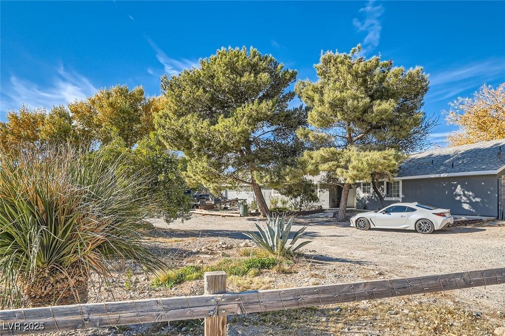 Photo of 6320 Horse Drive, Las Vegas, NV 89131 (MLS # 2736983)