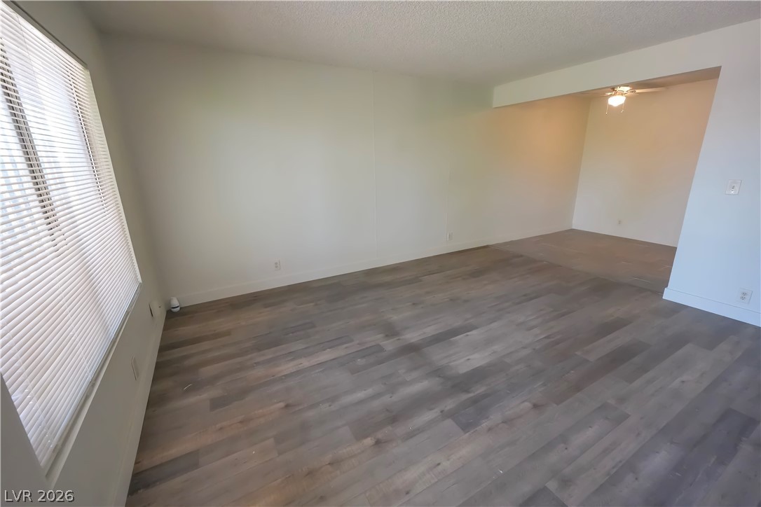 585 S Royal Crest Circle 9