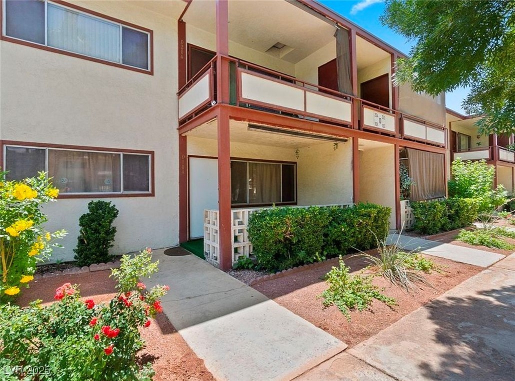 350 E Desert Inn Road C203