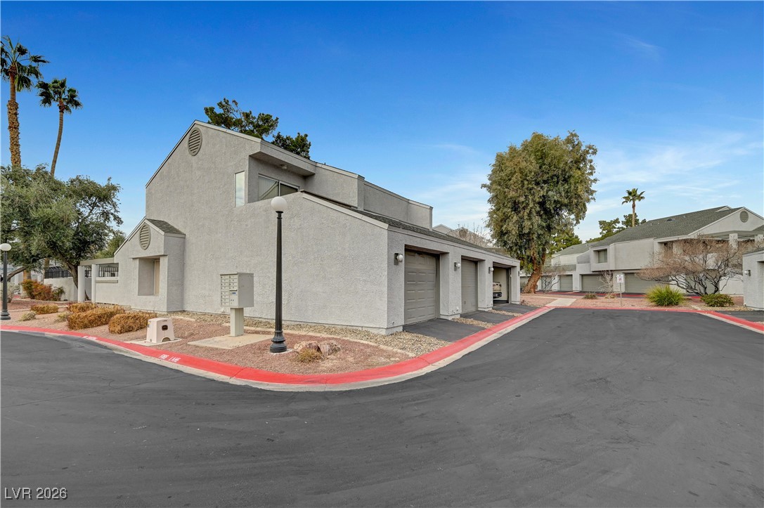 5611 Vineyard Lane 10