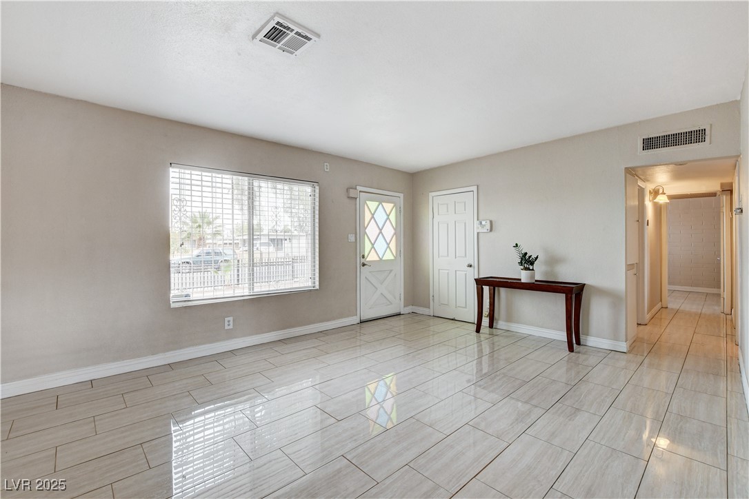North Las Vegas, Nevada 89030, United States, 4 Bedrooms Bedrooms, ,2 BathroomsBathrooms,Residential,Active,195102