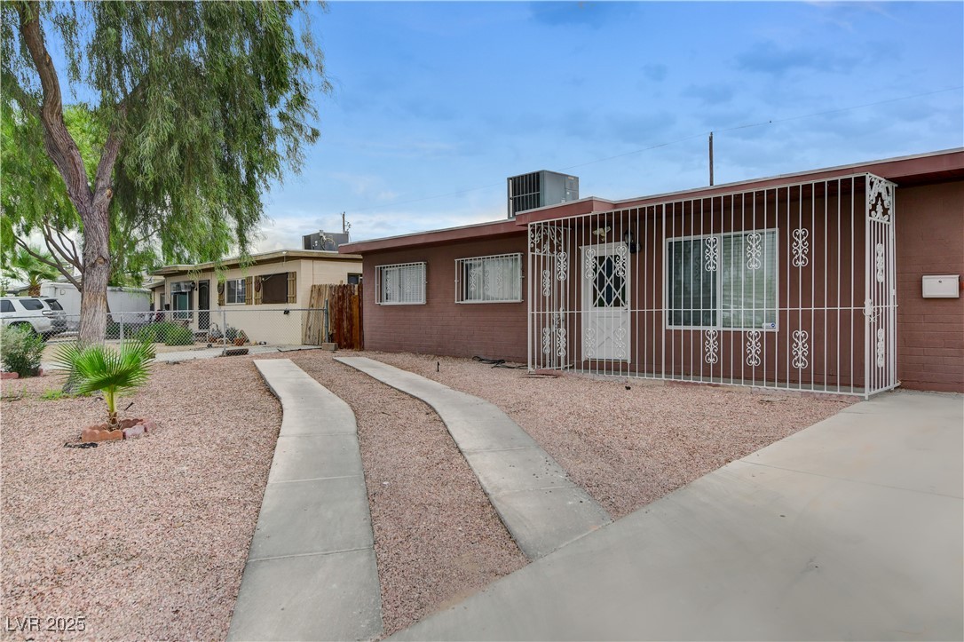 North Las Vegas, Nevada 89030, United States, 4 Bedrooms Bedrooms, ,2 BathroomsBathrooms,Residential,Active,195102