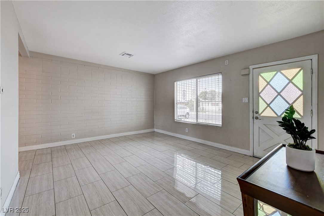 North Las Vegas, Nevada 89030, United States, 4 Bedrooms Bedrooms, ,2 BathroomsBathrooms,Residential,Active,195102