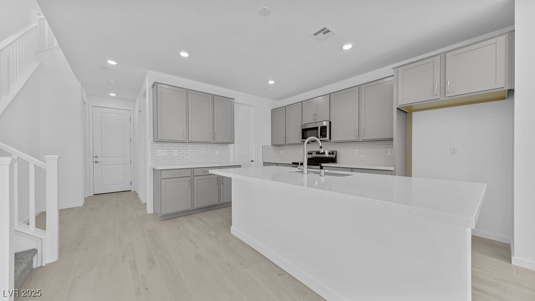 1476 Hopeful Lark Lane