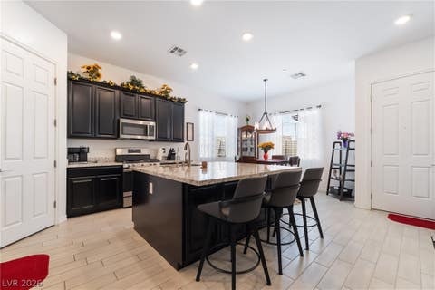Tiny photo for 794 Hibiscuss Blossom Street, Henderson, NV 89011 (MLS # 2798432)