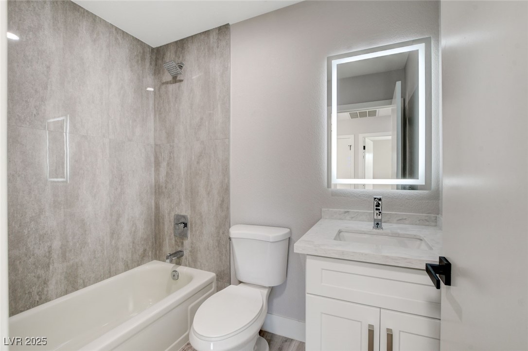 Properties 3 235 Winona Drive