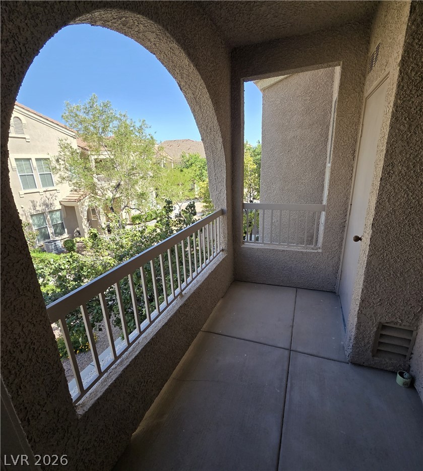 10550 W Alexander Road 2183