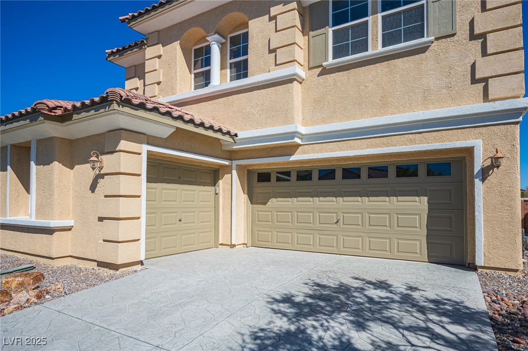 6084 Silken Saddle Street