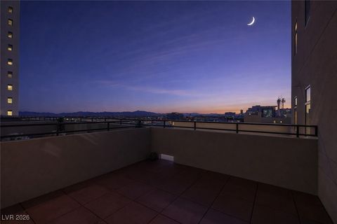 Tiny photo for 150 Las Vegas Boulevard #807, Las Vegas, NV 89101 (MLS # 2752633)