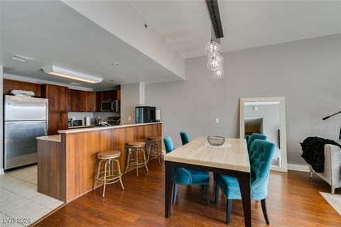 Tiny photo for 150 Las Vegas Boulevard #807, Las Vegas, NV 89101 (MLS # 2752633)