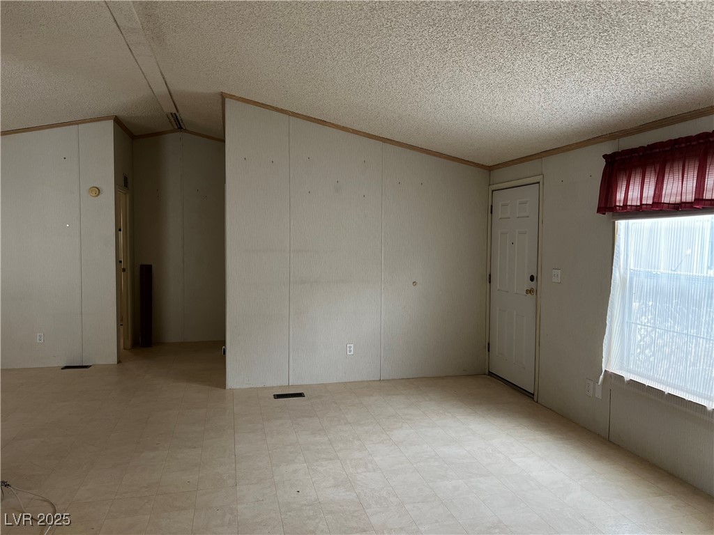 91 W Yukon Street, Pahrump, Nevada image 11