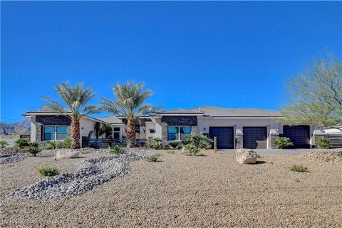 Photo of 5025 N Chieftain Street, Las Vegas, NV 89149 (MLS # 2742644)