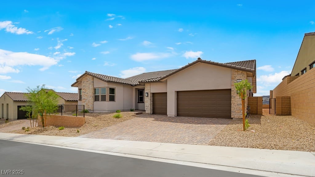235 Paraggi Bay Drive