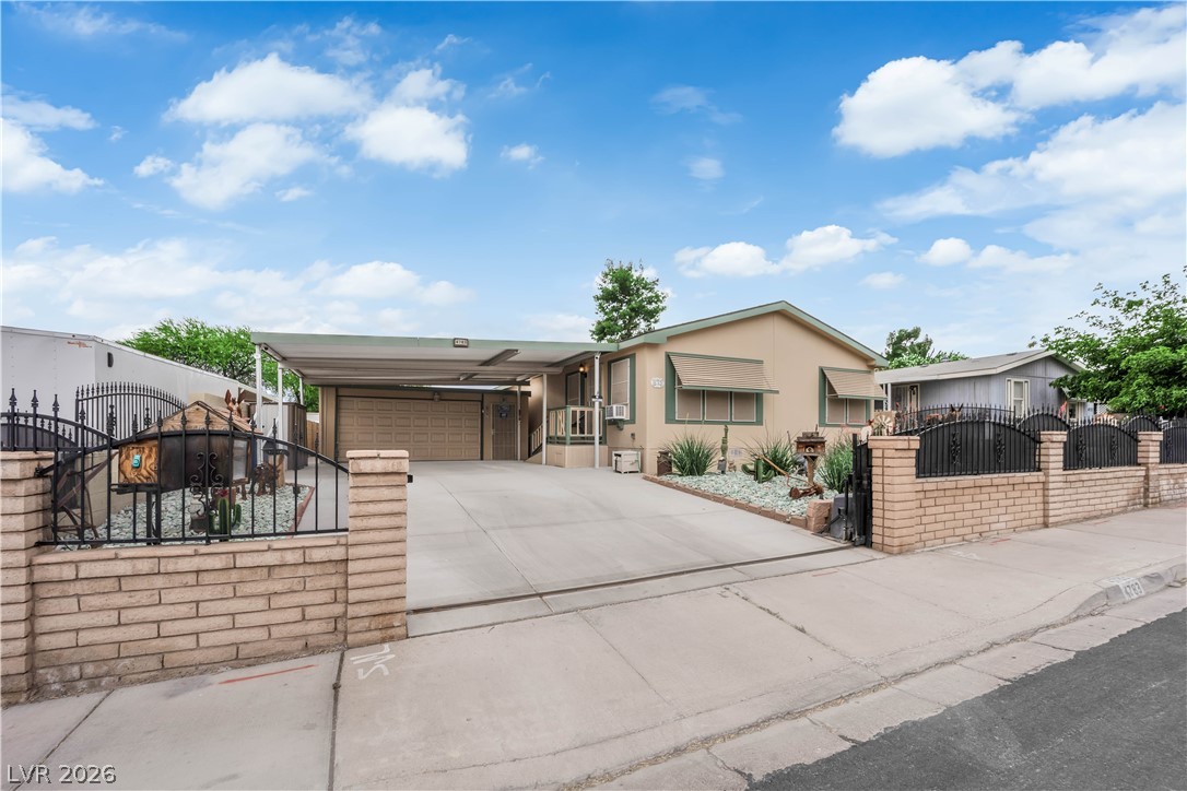 4783 Vista Flora Way