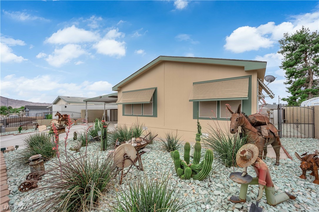 4783 Vista Flora Way