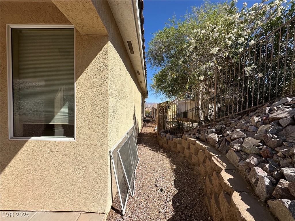 3567 Cottage Stream Court, Laughlin, Nevada image 9