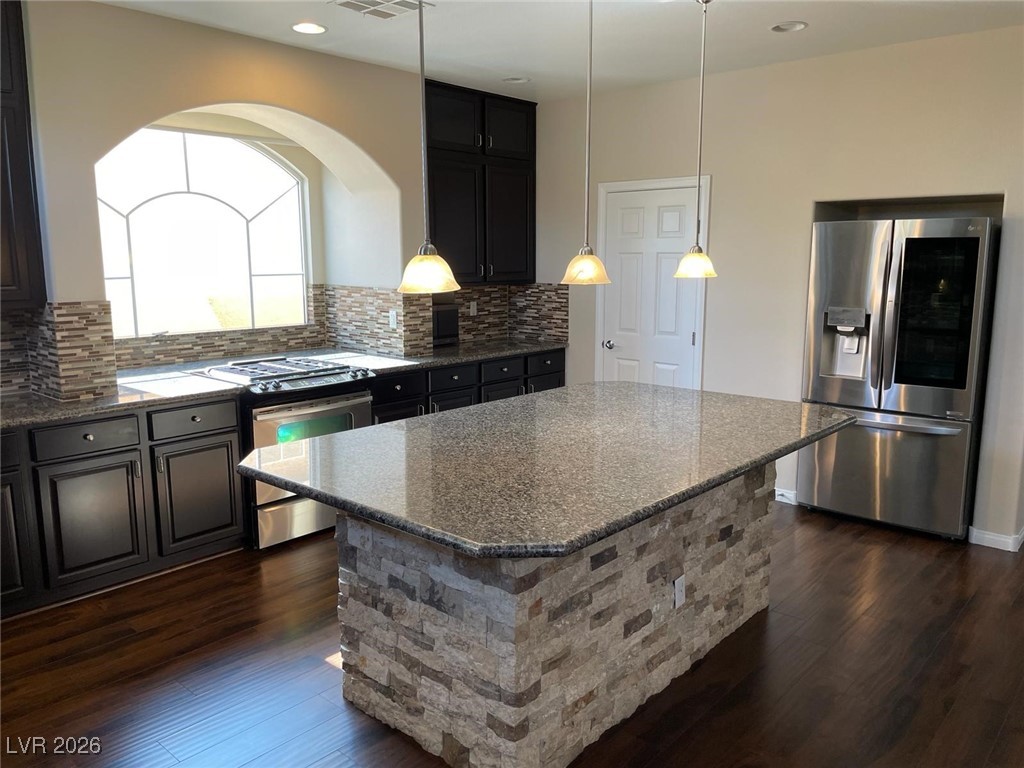 6313 Stag Hollow Court