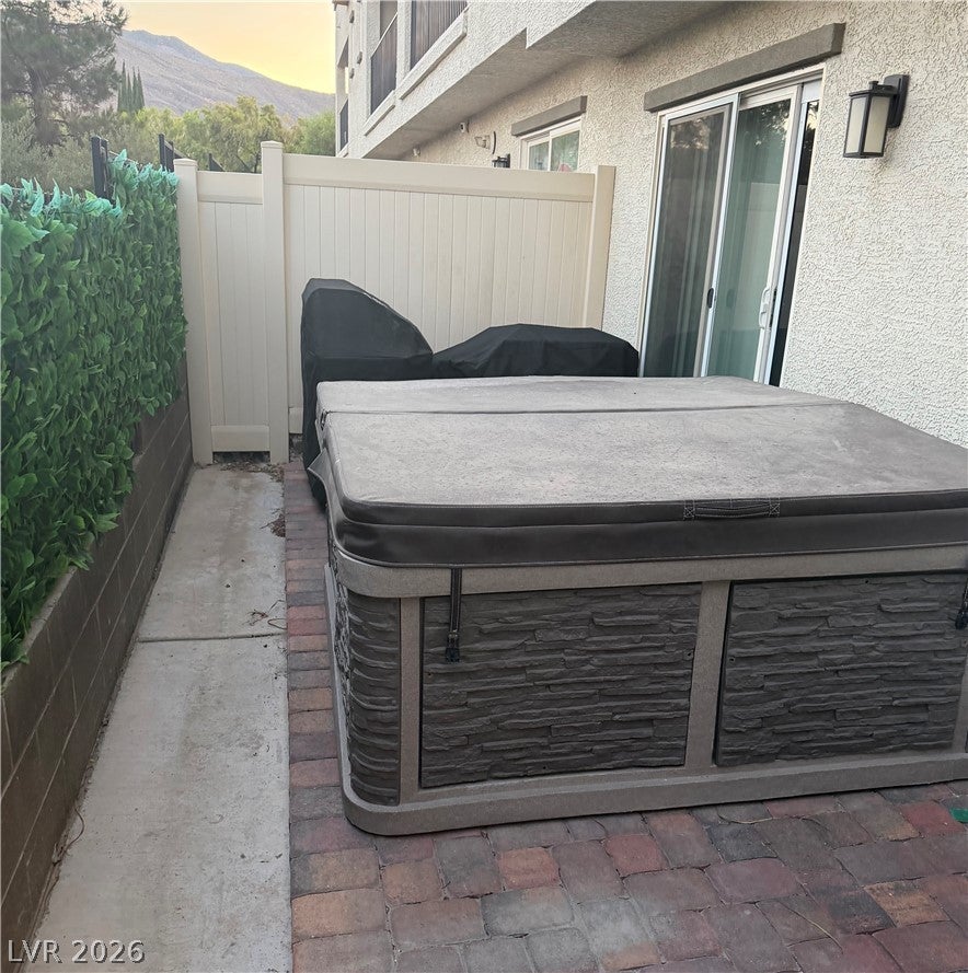 10079 Vibrant Moon Avenue