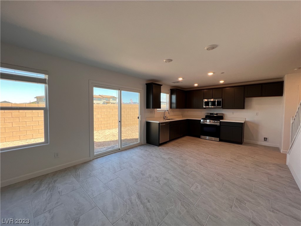 Photo 6 of 17 of 313 Bay Village Place townhome