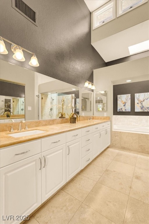 Las Vegas, Nevada 89113, United States, 3 Bedrooms Bedrooms, ,2 BathroomsBathrooms,Residential,Active,126460