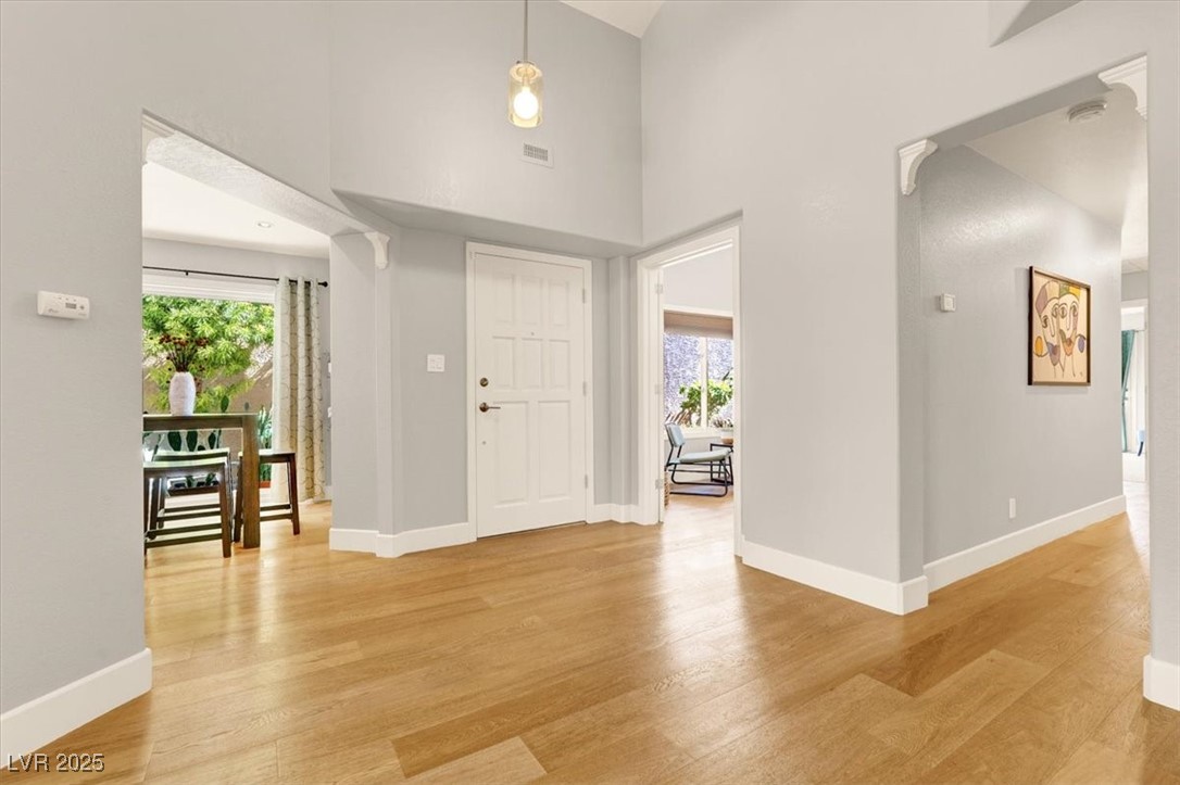 Las Vegas, Nevada 89113, United States, 3 Bedrooms Bedrooms, ,2 BathroomsBathrooms,Residential,Active,126460