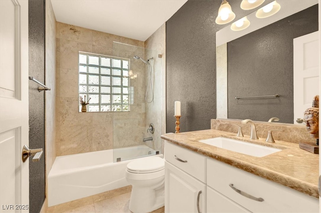 Las Vegas, Nevada 89113, United States, 3 Bedrooms Bedrooms, ,2 BathroomsBathrooms,Residential,Active,126460