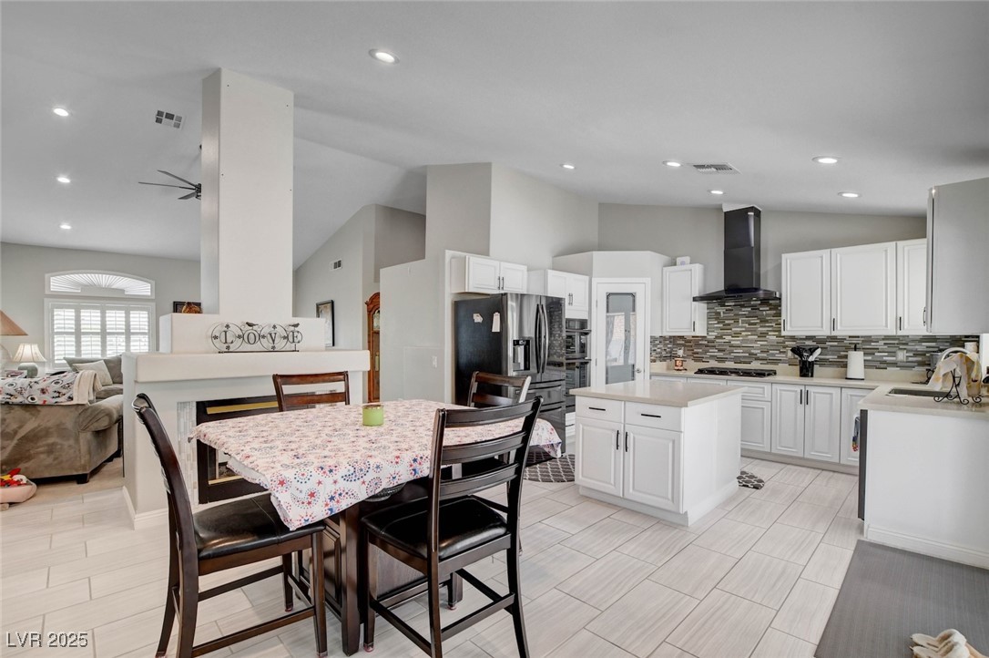 209 Tamarack Drive, Henderson, Nevada image 12