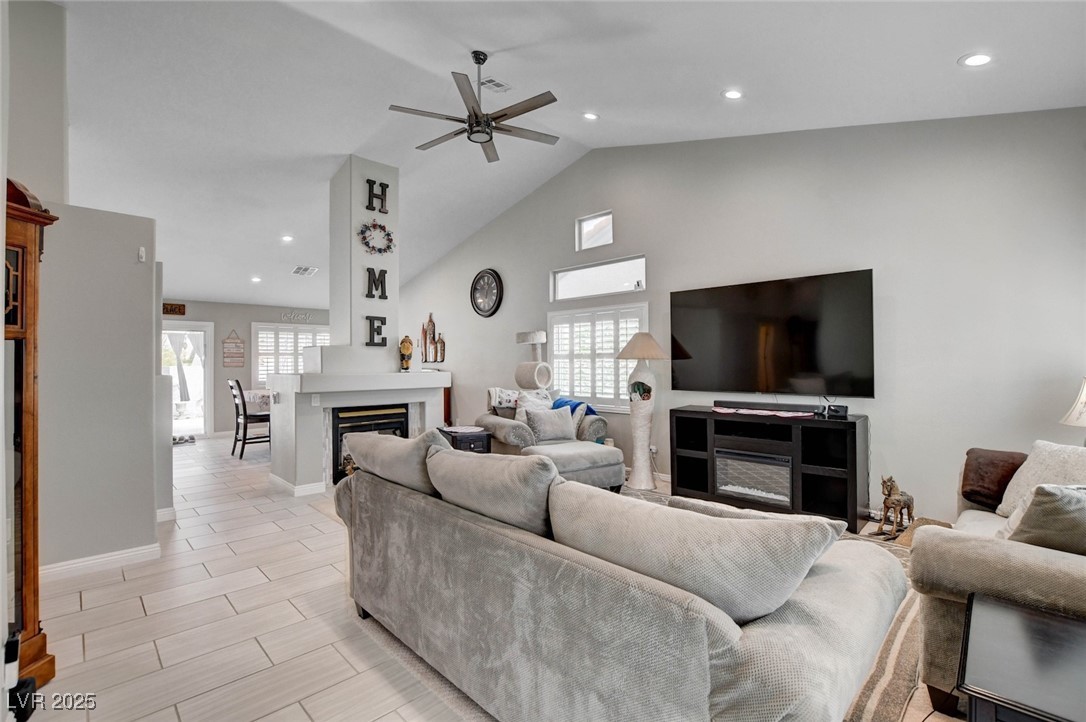 209 Tamarack Drive, Henderson, Nevada image 4