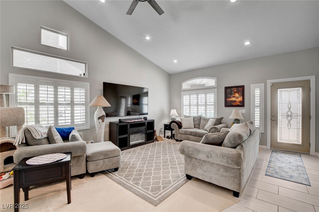 209 Tamarack Drive, Henderson, Nevada image 5
