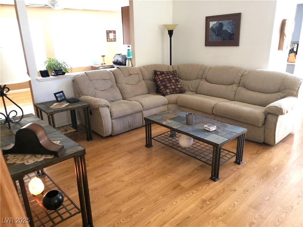 Properties 1 4816 Fiesta Lakes Street