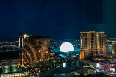 Photo of 2000 FASHION SHOW Drive #5509, Las Vegas, NV 89109 (MLS # 2677362)