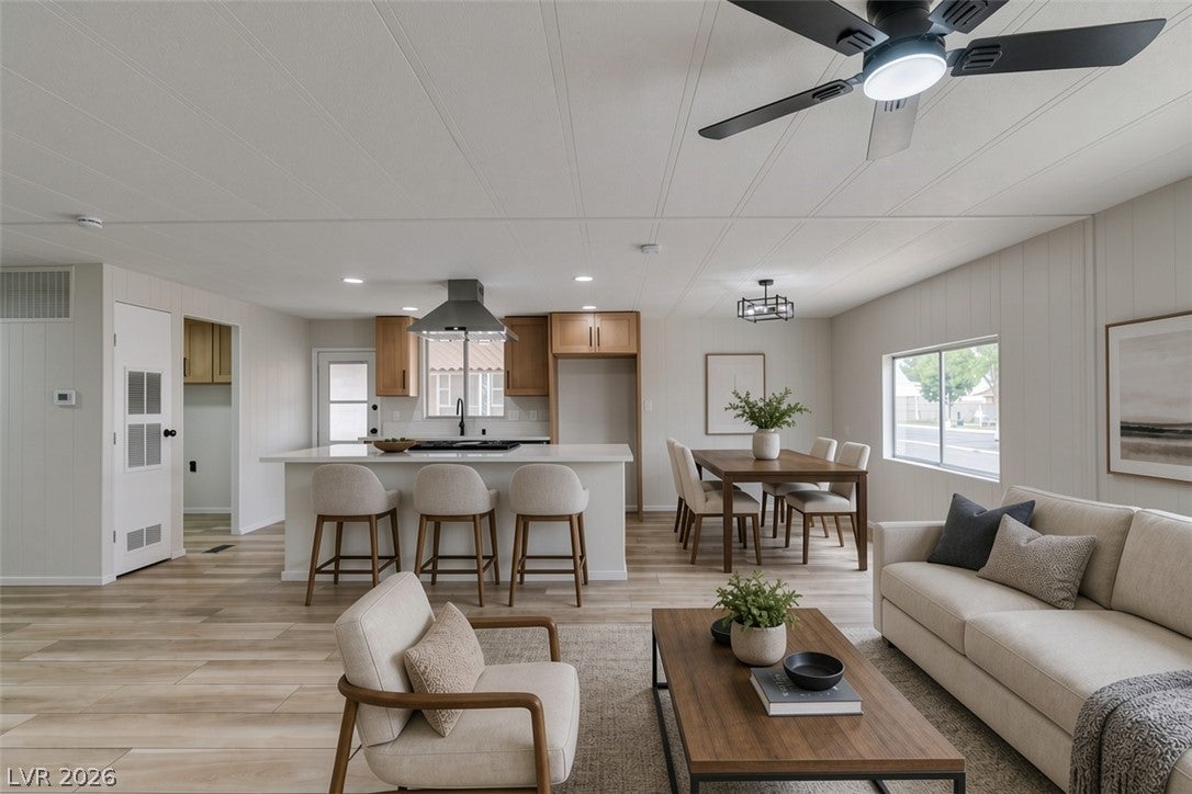 Properties 3 3579 Isle Royale Drive