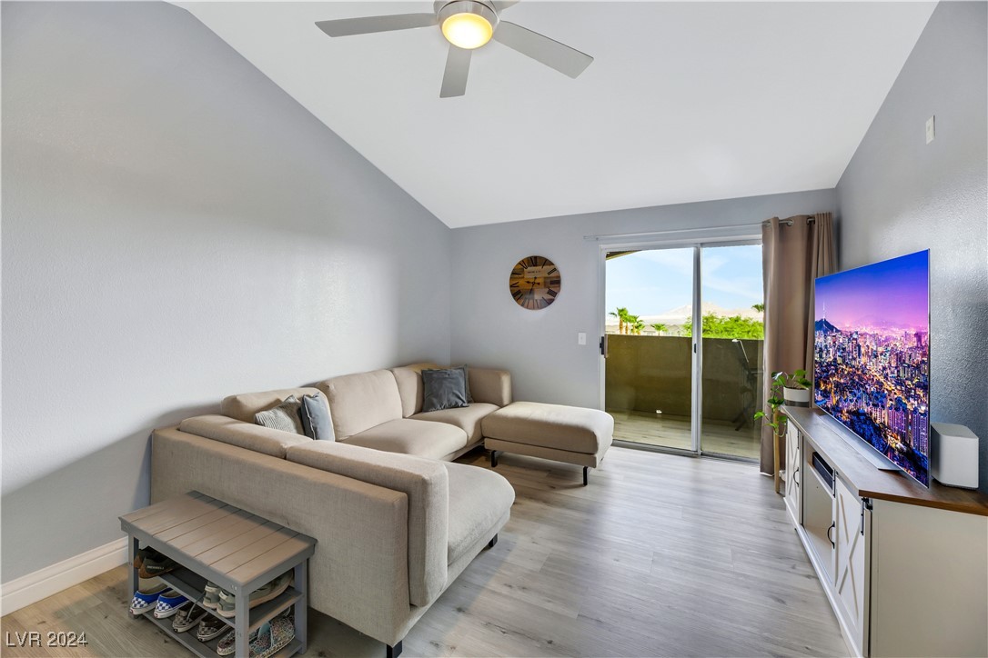 231 W Horizon Ridge Parkway #1025, Henderson, Nevada image 3