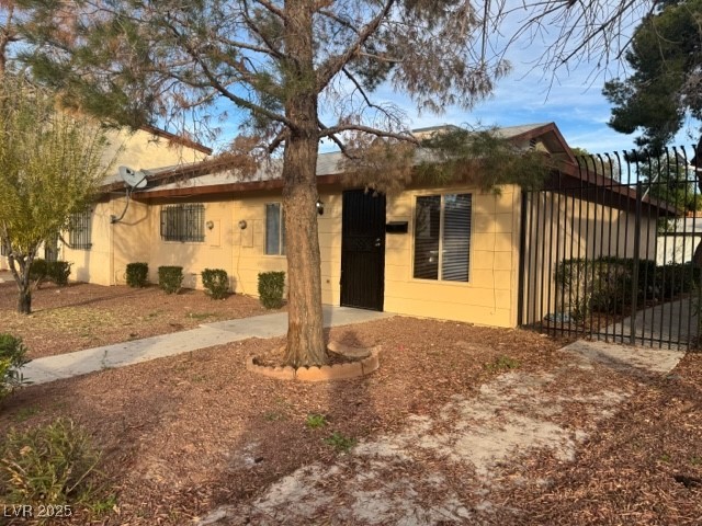 3942 Palos Verdes Street