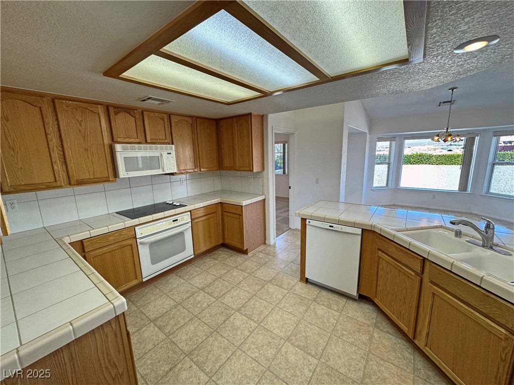 2080 Mount Charleston Drive, Pahrump, Nevada image 38